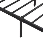 Cadre de lit en métal King Size avec tête de lit en bois et lumières LED