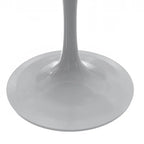 Table à manger ronde avec plateau en résine et piètement colonne en acier blanc